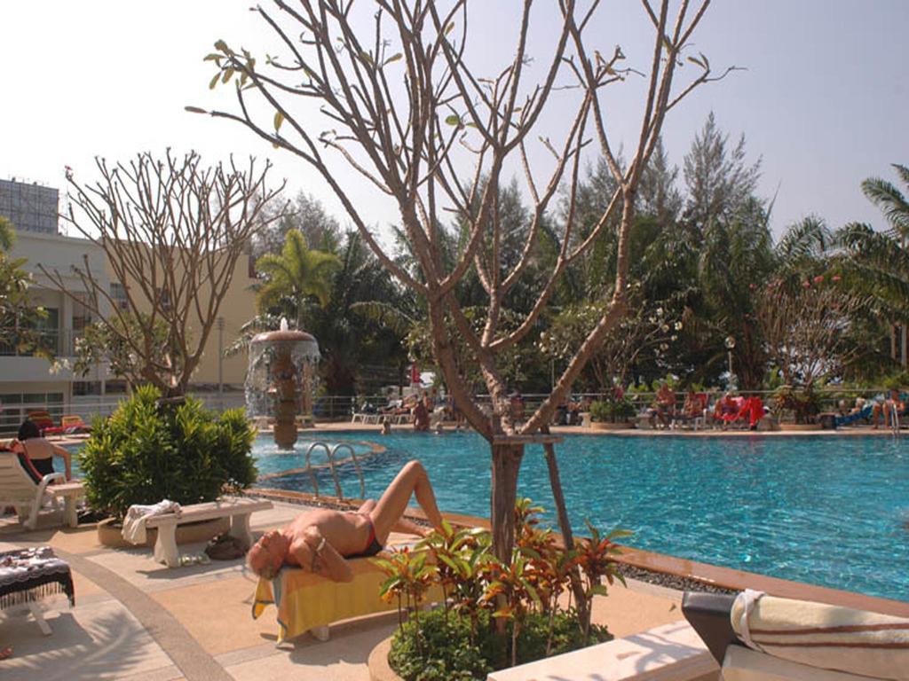 Apartments At View Talay Pattaya Exterior photo